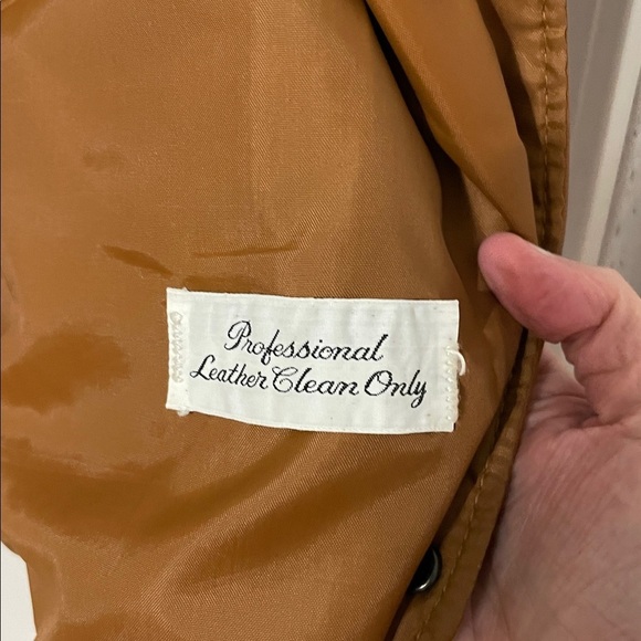 Vintage 1970s The Leather Shop Sears Tan Leather Vest for Men Size 40 Tall - Picture 5 of 5